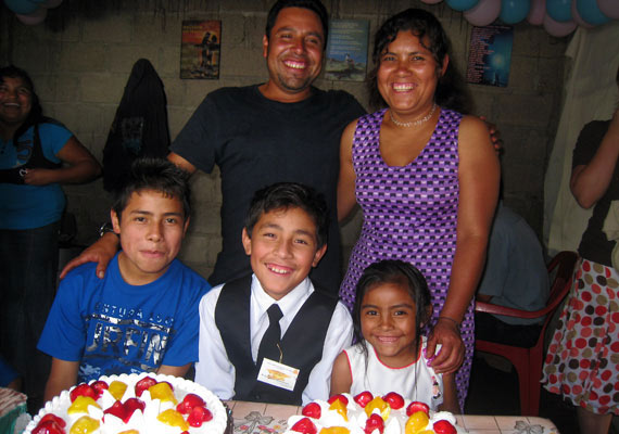 nmf-juan-and-family