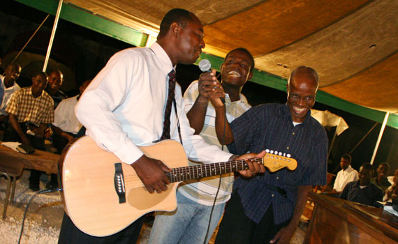 lyonel-sings