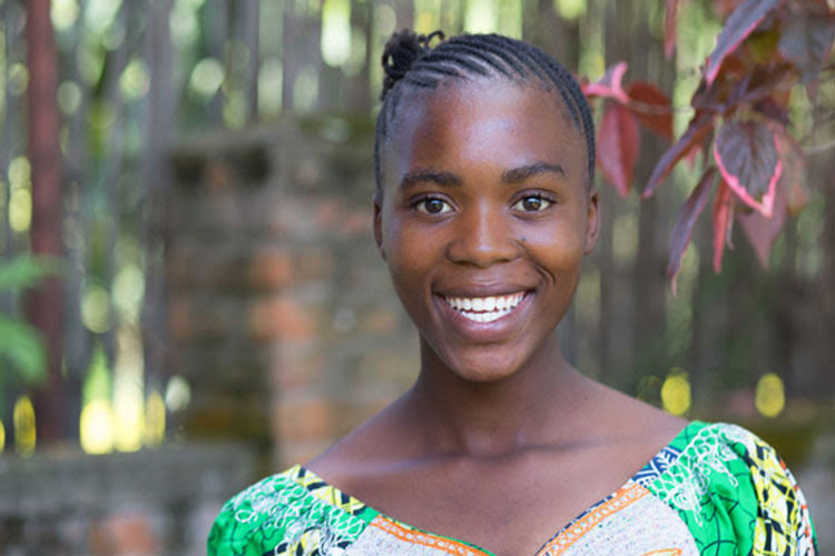 Picture of woman in DR Congo
