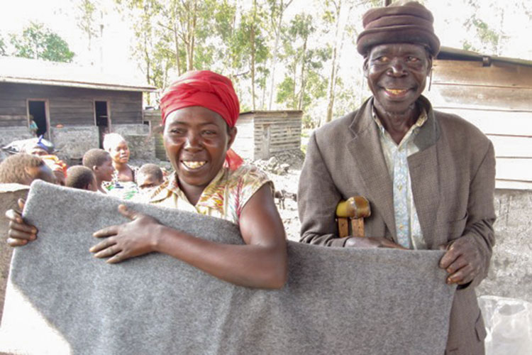 Picture of leprosy-afflicted patients with mattresses
