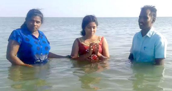 Picture of baptism in Sri Lanka