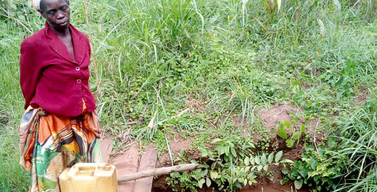 Picture of dirty drinking water in Africa
