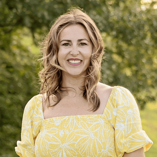 Jade Emhoff | Communication Specialist