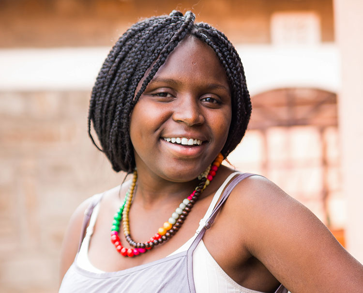 Picture of Suzan smiling