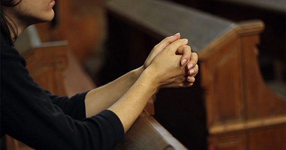 representative picture of aliah, a syrian refugee and mother, praying