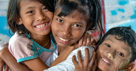 Picture of children in Yangon