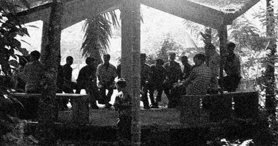Picture of Christians meeting outdoors